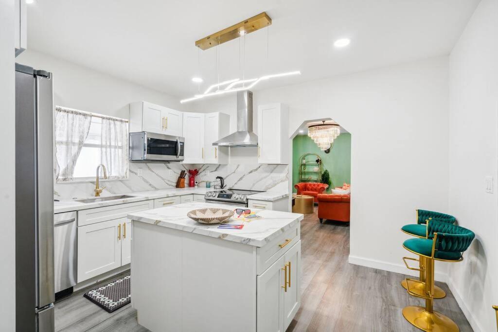 New! Havana Nights Villa ! Walk To Calle Ocho! 迈阿密 外观 照片